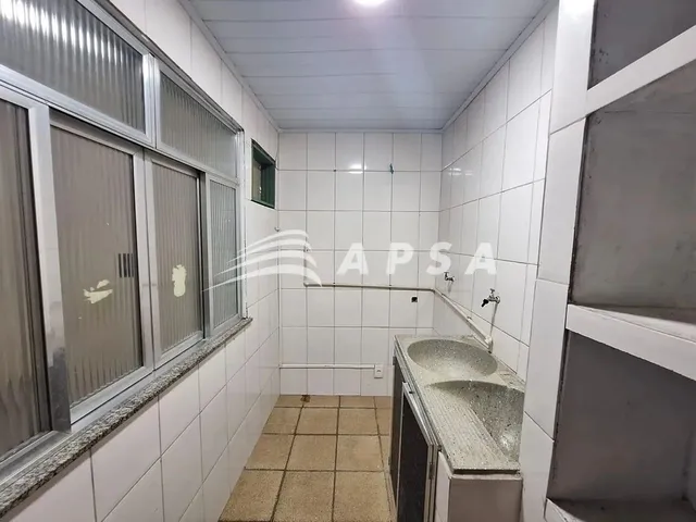 Imagem 14: Excelente Casa Localizado em Marechal Hermes, 76M², Sala Confortável, Possui Dois