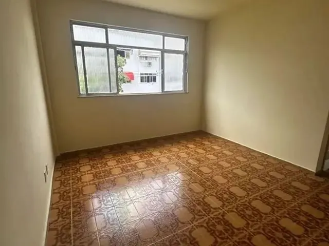 Imagem: Apartamento 02 Quartos - Cond. Stos Drumont
