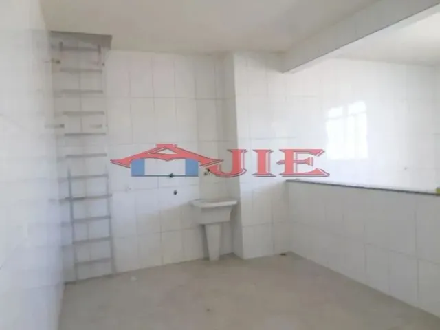 Imagem 6: Imóvel para Aluguel com 96 Metros Quadrados com 2 Quartos em Guadalupe - Rio de Janeiro