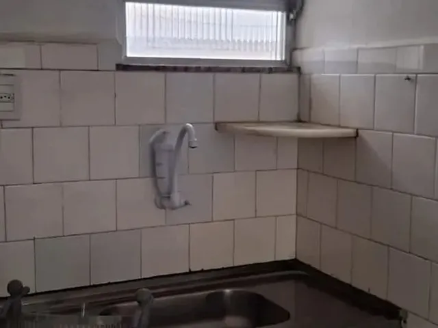 Imagem 15: Apartamento para Aluguel com 70 M2 com 2 Quartos em Ramos - Rio de Janeiro - Rj