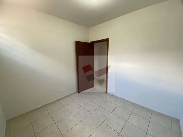 Imagem 14: Casa com 3 Dormitórios para Alugar, 96 M² - Guaíra - Curitiba/Pr