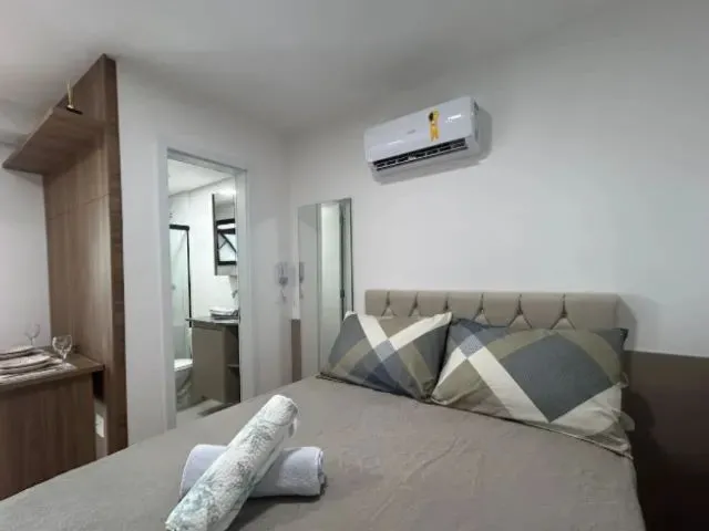 Imagem 2: Apartamento com Sacada e Churrasqueira no Portão