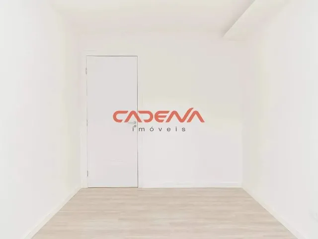 Imagem 8: Sobrado Triplex com 3 Quartos e 2 Vagas para Aluguel no Campo Comprido