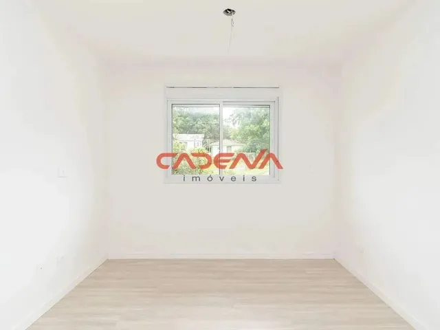 Imagem 6: Sobrado Triplex com 3 Quartos e 2 Vagas para Aluguel no Campo Comprido