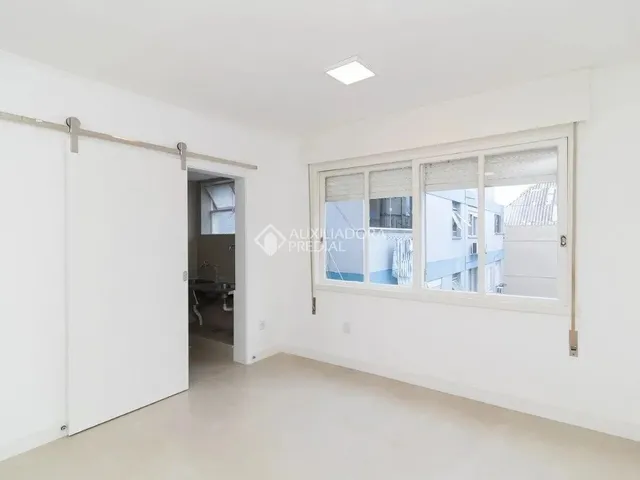 Imagem 9: Imóvel para Aluguel Possui 36 Metros Quadrados com 1 Quarto em Cidade Baixa - Porto