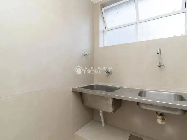 Imagem 12: Imóvel para Aluguel Possui 36 Metros Quadrados com 1 Quarto em Cidade Baixa - Porto