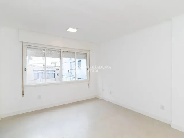 Imagem 2: Imóvel para Aluguel Possui 36 Metros Quadrados com 1 Quarto em Cidade Baixa - Porto