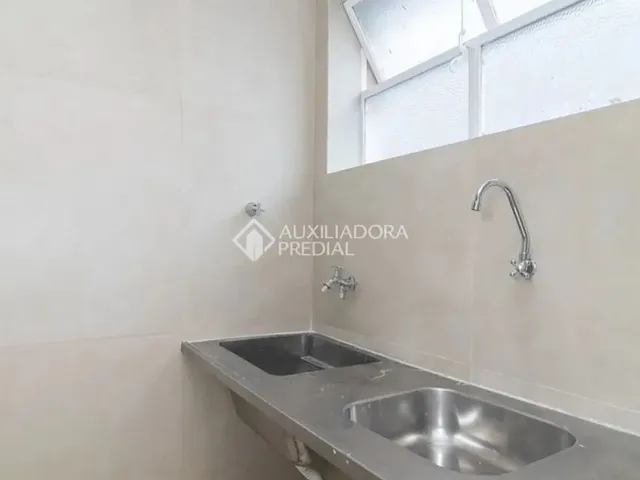 Imagem 7: Imóvel para Aluguel Possui 36 Metros Quadrados com 1 Quarto em Cidade Baixa - Porto