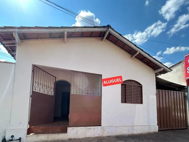 Imagem: Aluguel de Uma Casa no Bairro Carrilho