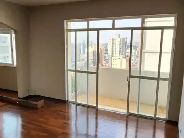 Imagem: O apartamento possui 3 Dormitórios, 1 Suíte, 3 Banheiros,