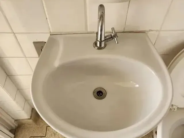 Imagem 4: Imóvel para Aluguel Tem 133 Metros Quadrados com 3 Quartos em Centro...