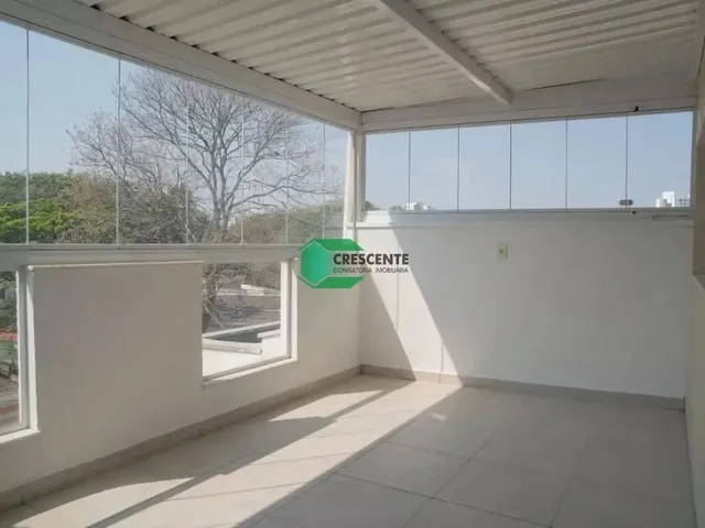 Imagem: A casa possui 3 Dormitórios, 3 Suítes, 4 Banheiros, 2