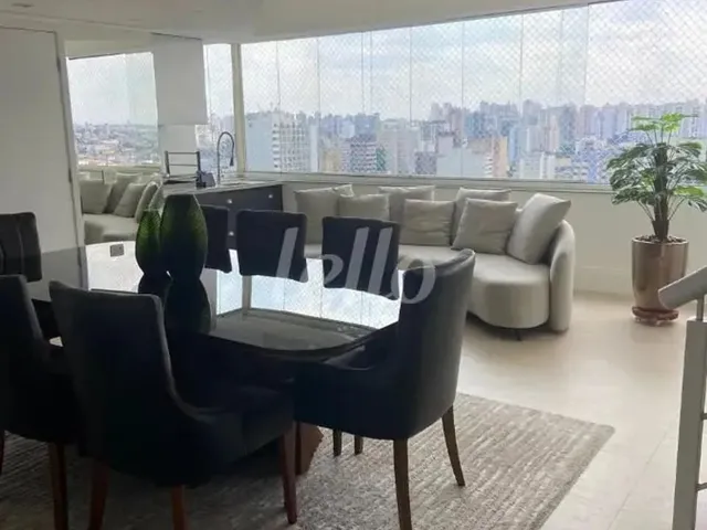 Imagem: O apartamento possui 3 Dormitórios, 1 Suíte, 3 Banheiros,