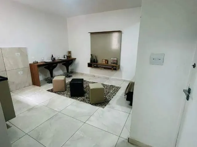 Imagem: O studio possui 1 Dormitório, 1 Banheiro, 17m² de Área,