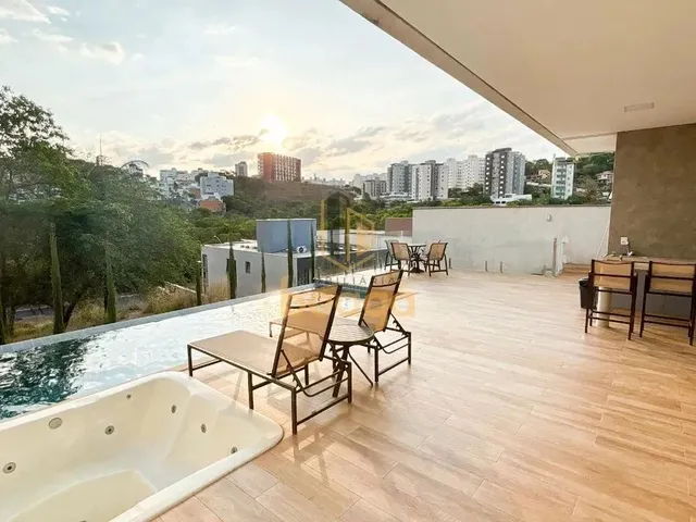 Imagem: Casa em Condomínio Fechado
