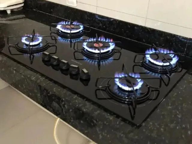 Imagem 11: Apartamento com 84M2, 03 Quartos Sendo Uma Suíte, Cozinha e 01 Vaga Sob Pilotis em Betim