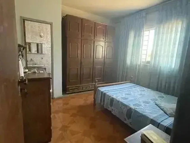 Imagem 13: Imóvel para Aluguel Possui 220 Metros Quadrados com 4 Quartos em Jardim Ipê - Lagoa