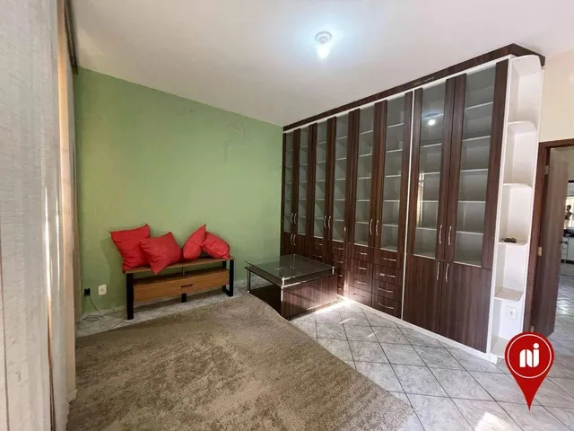 Imagem: Casa com 3 Dormitórios para Alugar, 200