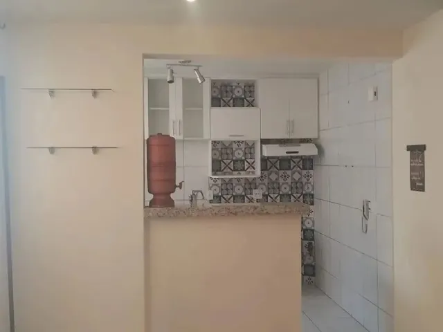 Imagem 8: Apartamento 02 Quartos com Armários