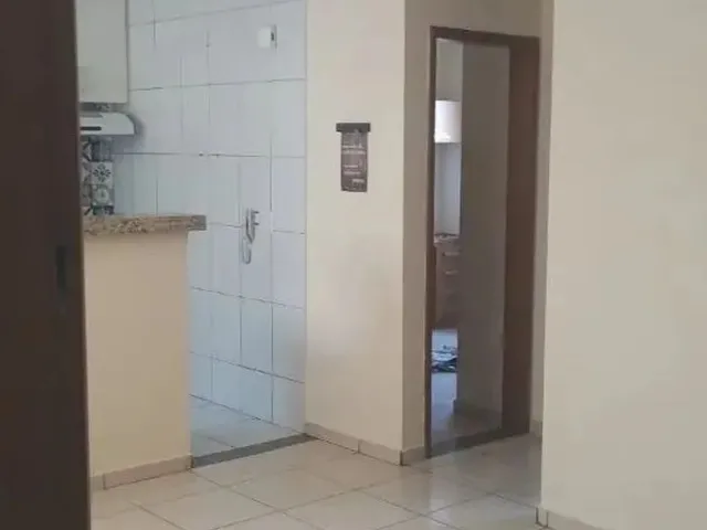 Imagem 2: Apartamento 02 Quartos com Armários