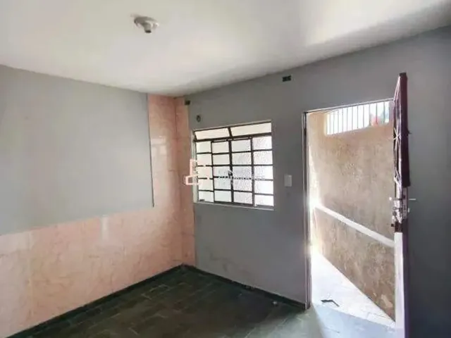 Imagem 4: Casa para Aluguel, 2 Quartos, Lago Azul - Ibirité/Mg