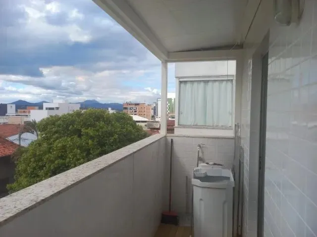 Imagem: Alugo Apartamento de 3 Quartos