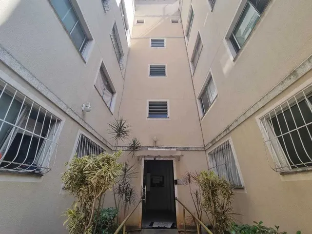 Imagem: Apartamento com 2 Quartos para Alugar em