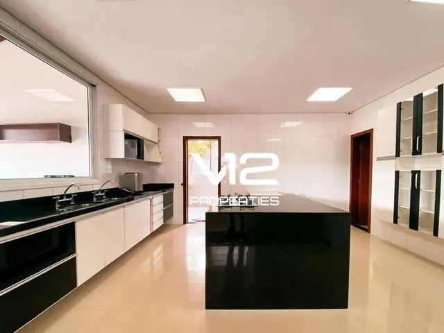 Imagem: Charmosa Casa Colonial Moderna em Condomínio