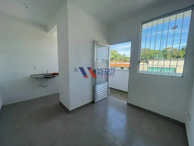 Imagem: Quitinete Disponível para Alugar em Bairro