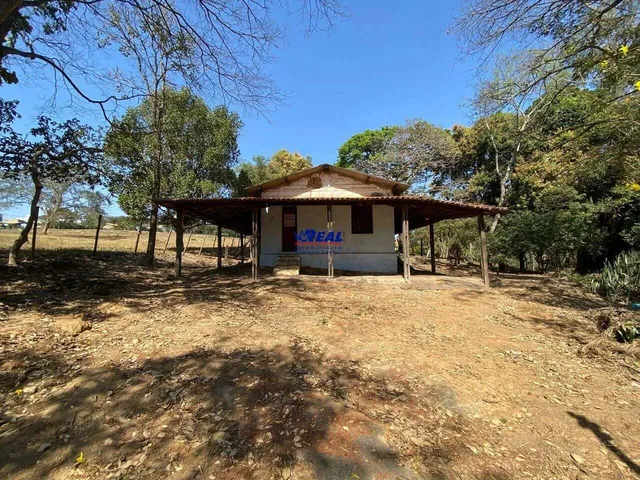 Imagem: Casa para Aluguel, 3 Quartos, 6 Vagas, Brumado