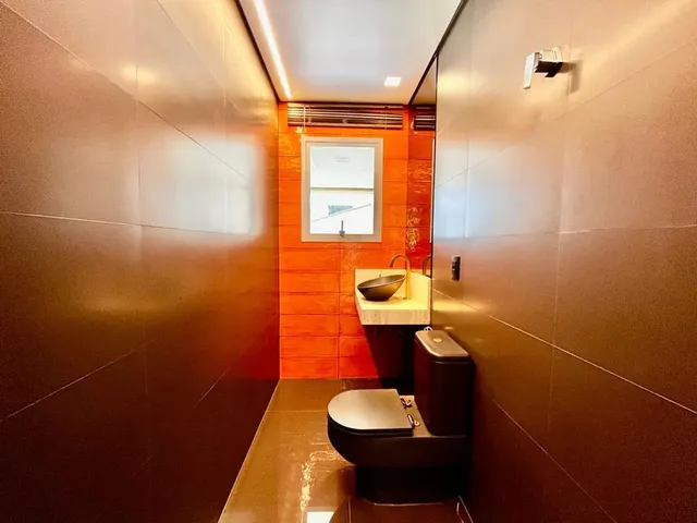 Imagem 7: Casa para Aluguel e Venda com 467 Metros Quadrados com 3 Quartos em Alphaville Lagoa dos I