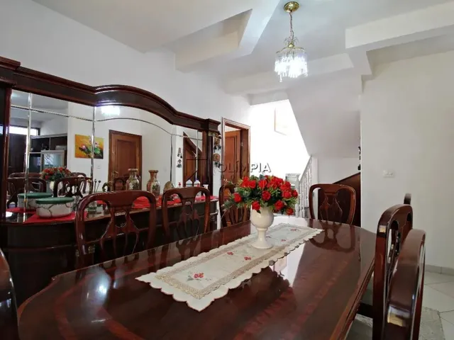 Imagem: Aluguel Casa 4 Dormitórios - 181 M² Vila