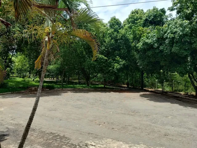 Imagem: A casa possui 3 Dormitórios, 2 Suítes, 3 Banheiros, 2