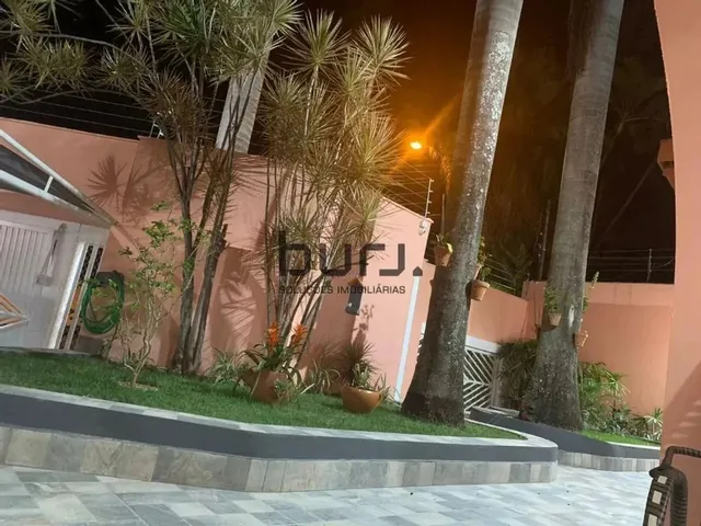 Imagem: Vendo Casa de 5 Quartos - Parque Acalanto
