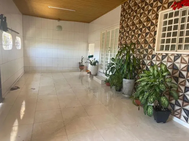 Imagem 3: Imóvel para Venda com 200 Metros Quadrados com 3 Quartos em Parque Atheneu - Goiânia