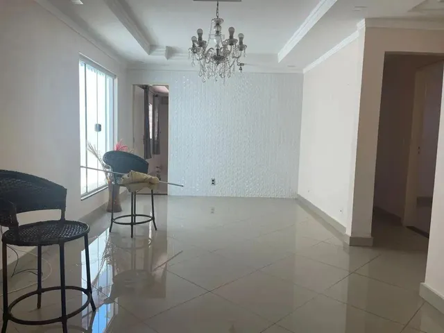 Imagem 5: Imóvel para Venda com 200 Metros Quadrados com 3 Quartos em Parque Atheneu - Goiânia