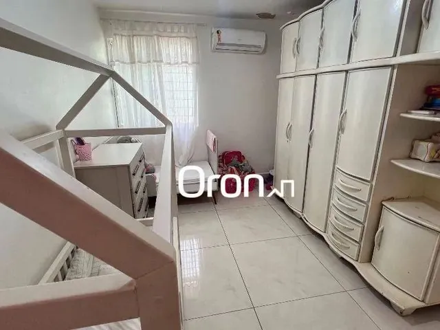 Imagem 5: Casa com 3 Dormitórios À Venda, 231 M² por R$ 650.000,00 - Parque das Laranjeiras