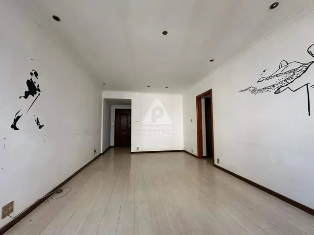 Imagem: Apartamento com 3 Quartos À Venda, 121M²