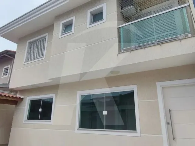 Imagem 2: Sobrado com 3 Quartos, Sendo 1 com Suíte, Sala, Cozinha, 3 Banheiros, 3 Vagas de Garagem
