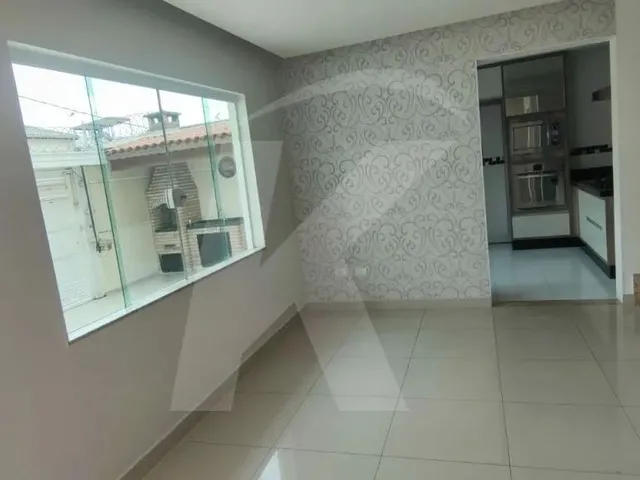 Imagem 8: Sobrado com 3 Quartos, Sendo 1 com Suíte, Sala, Cozinha, 3 Banheiros, 3 Vagas de Garagem