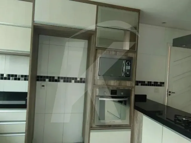 Imagem 4: Sobrado com 3 Quartos, Sendo 1 com Suíte, Sala, Cozinha, 3 Banheiros, 3 Vagas de Garagem