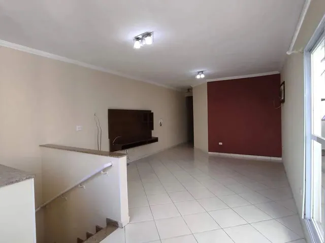 Imagem: Casa para Alugar com 4 Quartos no Embaré