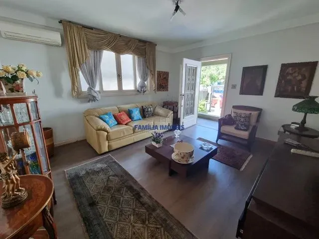 Imagem: Alugar Vender Casa 6 Quartos Vaga 7 Carros