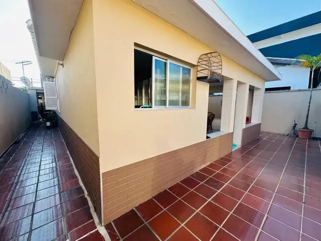Imagem 12: Imóvel para Aluguel com 150 Metros Quadrados com 2 Quartos em Vila Ligya - Guarujá - Sp