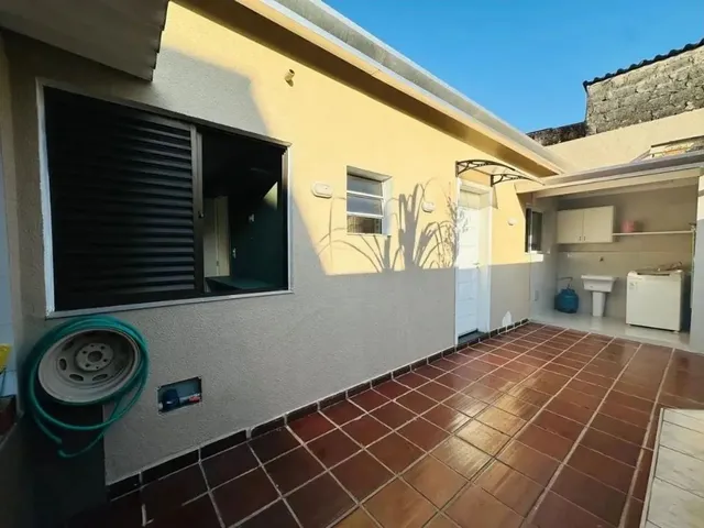 Imagem 5: Imóvel para Aluguel com 150 Metros Quadrados com 2 Quartos em Vila Ligya - Guarujá - Sp