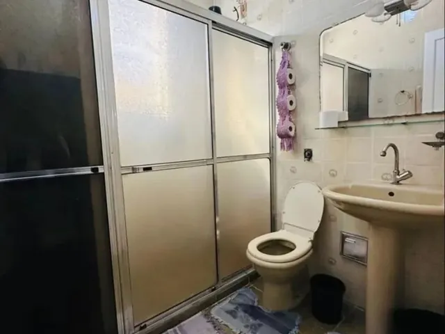 Imagem 3: Imóvel para Aluguel com 150 Metros Quadrados com 2 Quartos em Vila Ligya - Guarujá - Sp