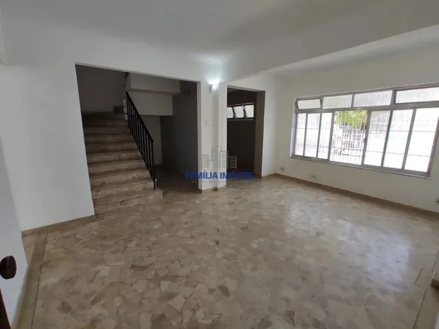Imagem: Sobrado para Alugar 3 Quartos 2 Vagas Boqueirão