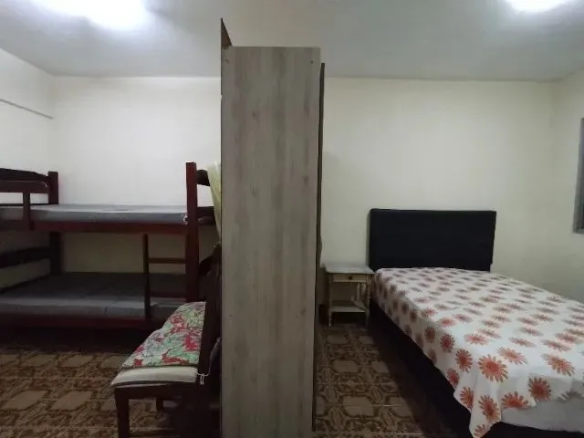 Imagem: Alugo Kitnet Centro de São Vicente Próximo