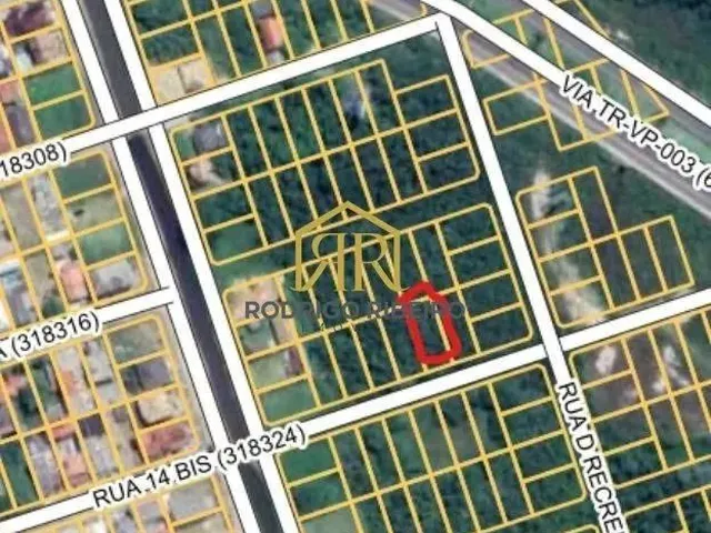 Imagem: Amplo Terreno com 360M² - Carianos
