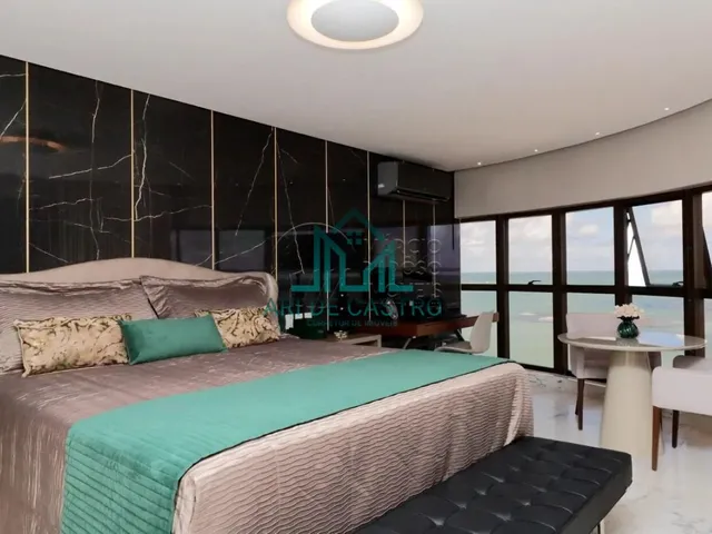 Imagem 2: Cobertura Duplex Beira-Mar com 4 Suítes, Piscina, Academia, 6 vagas com 616m² na Praia